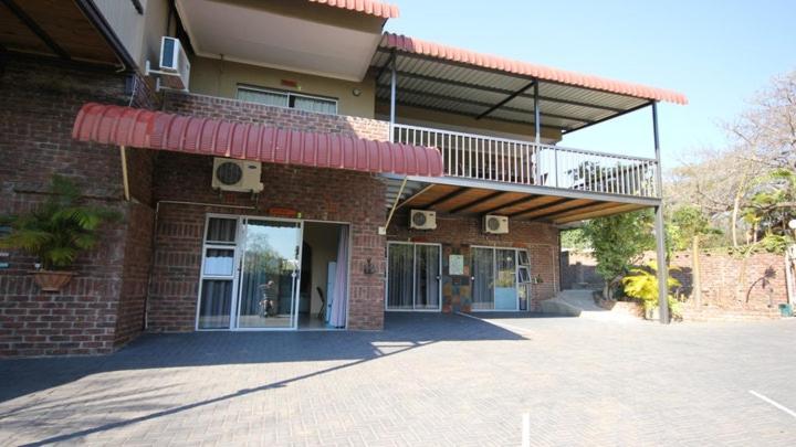 Ingwe Guesthouse Mbombela Exterior foto
